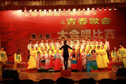甄嬛传：宜修残害皇嗣，但眉庄两次怀孕，皇后为何不敢动她？游戏画面